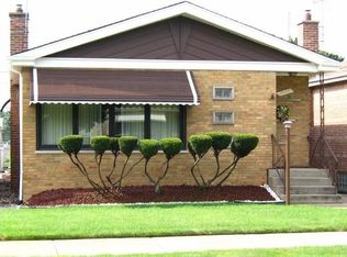 2845 E 97th St, Chicago, IL 60617