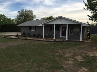7307 N Madison Ct, Hutchinson, KS 67502