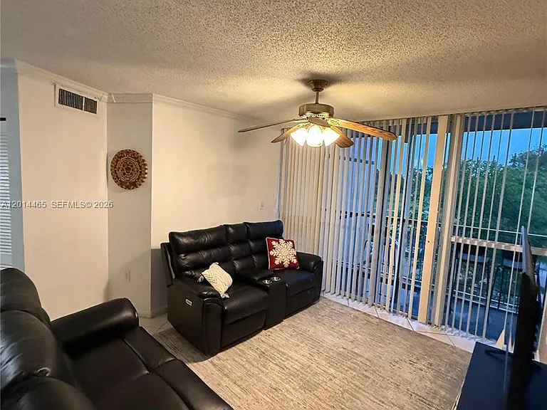 6955 NW 186th St #F402 — Photo 9