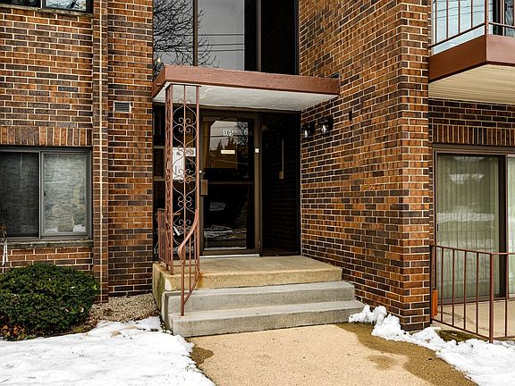 2nd image of 105 S Arlington Ave APT 201