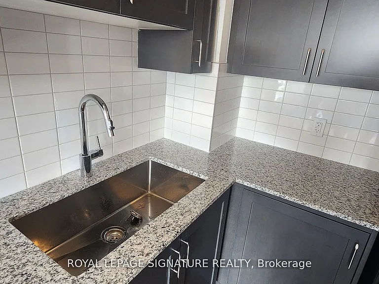 3285 Carding Mill Trl #404 — Photo 6