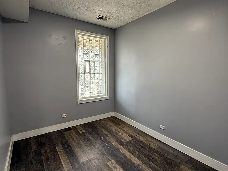 3647 W Douglas Blvd #2 — Photo 8