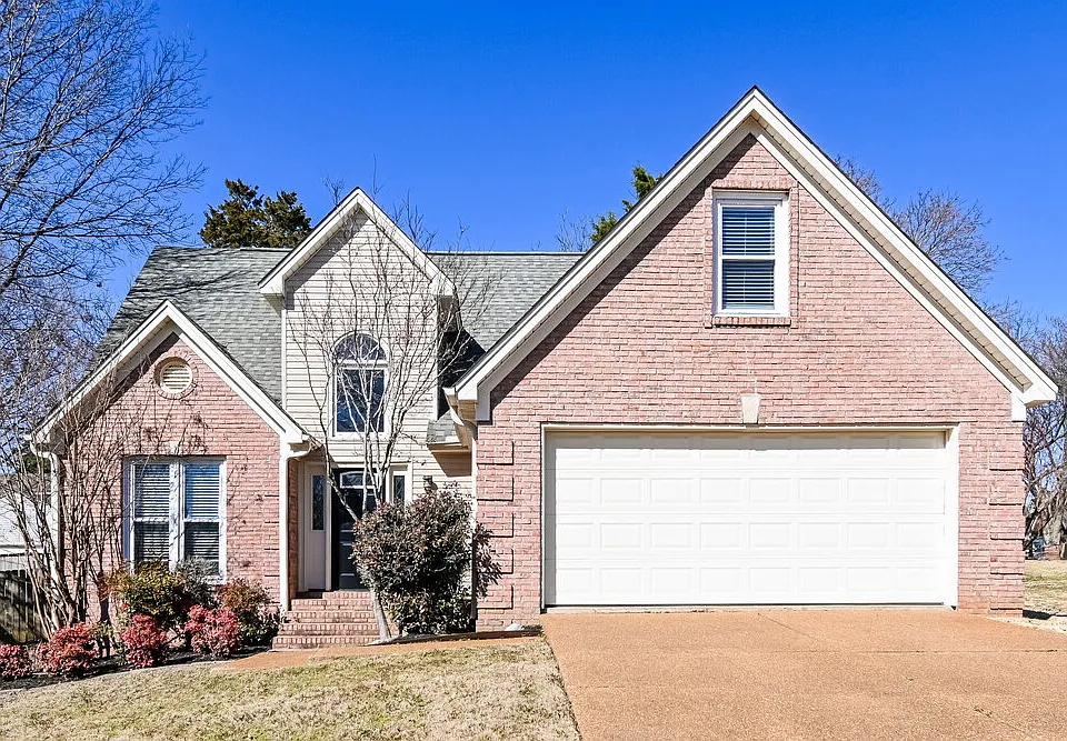 1950 Pecan Ln N