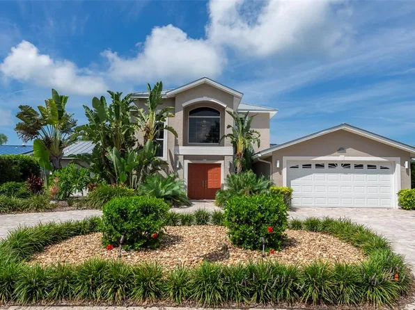 311 S Isle Dr, Saint Pete Beach, FL 33706