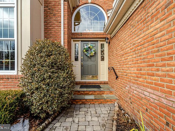 4th image of 5112 Faldo Dr