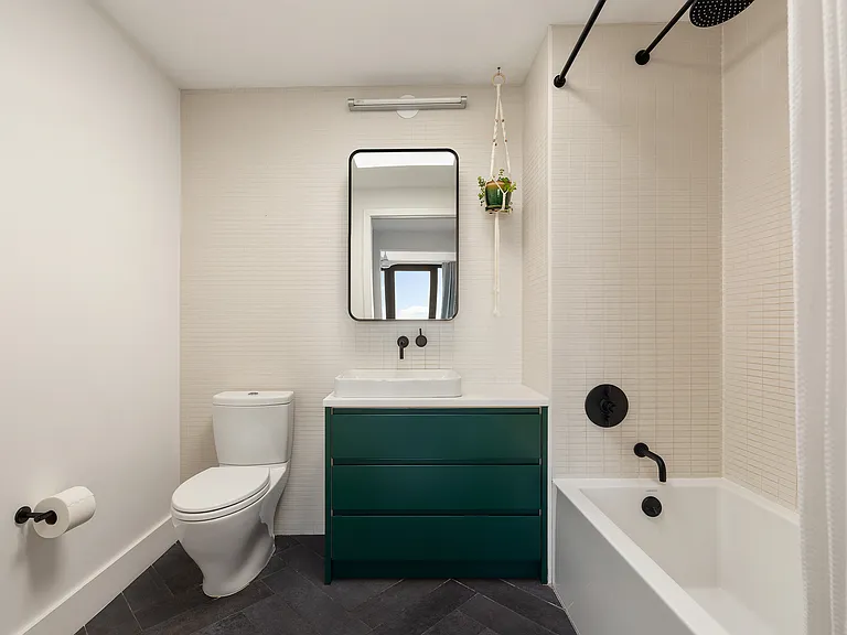 762 Park Pl #Penthouse 1 — Photo 6