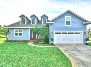 521 N Palm Ave, Frostproof, FL 33843