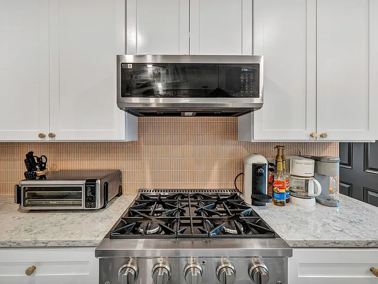 701 Harris Ave — Photo 24