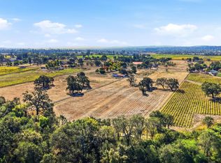 5695 Bravo Toro Lane, Santa Rosa, CA 95401