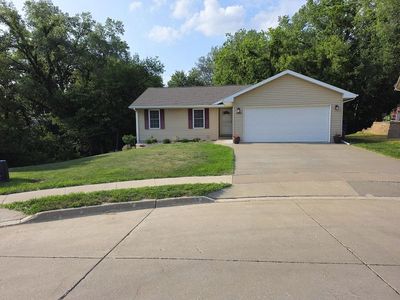 3640 Mya Rose Ct, Dubuque, IA, 52001