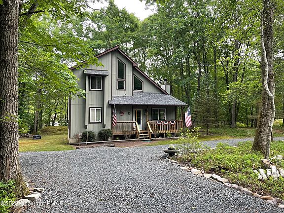 2nd image of 122 Emerson Dr