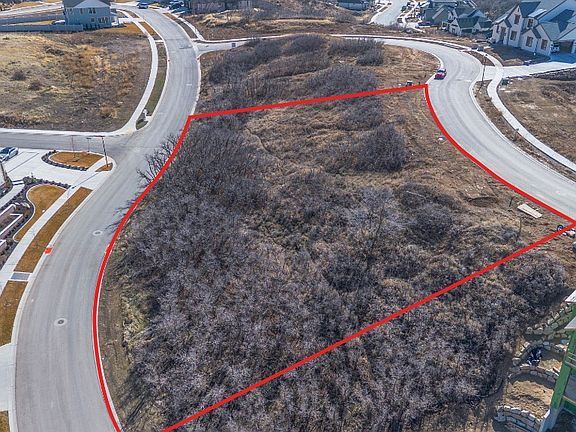 4th image of 3117 S Hidden Ridge Ln