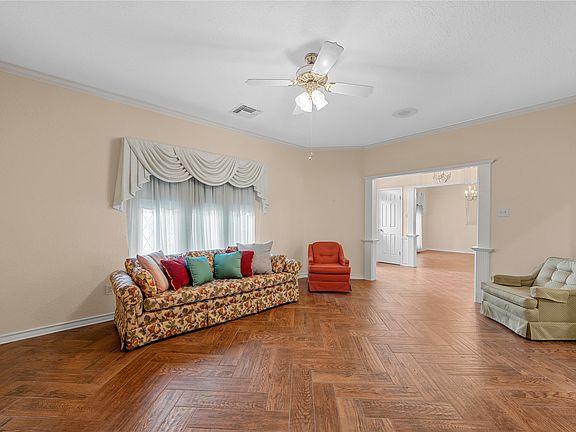 5th image of 2510 Oak Rdg