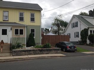 39 Prospect St, Enfield, CT 06082