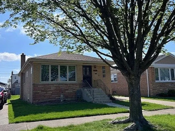 4929 N Oak Park Ave, Chicago, IL 60656