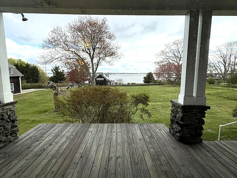 Walcott Ave — Photo 74