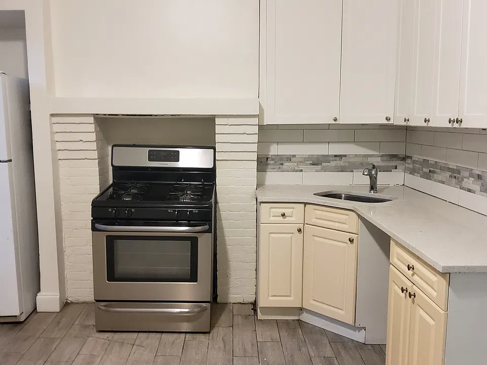 38 N 6th St #2