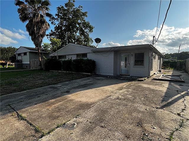 1st image of 4610 Lancelot Dr