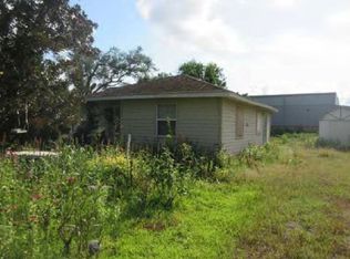 335 Brockman St, Clute, TX 77531