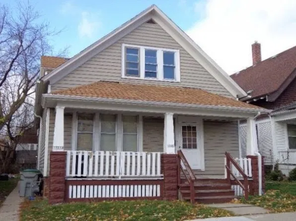 1321 N 43rd St, Milwaukee, WI 53208