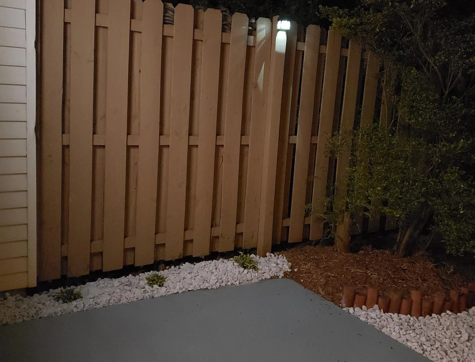 6673 Langtry Lane — Photo 4