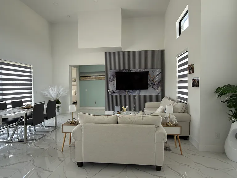 3005 NW 42nd Pl — Photo 19