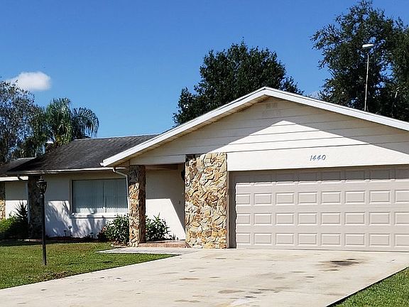 2nd image of 1440 Carrington Ave