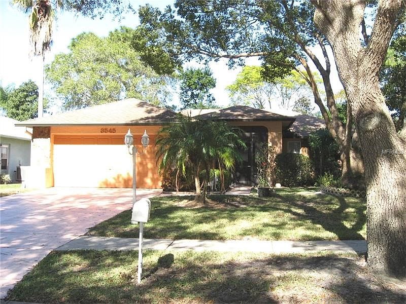 1st image of 3545 Oak Lake Dr