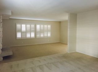14687 Deervale Pl, Sherman Oaks, CA 91403