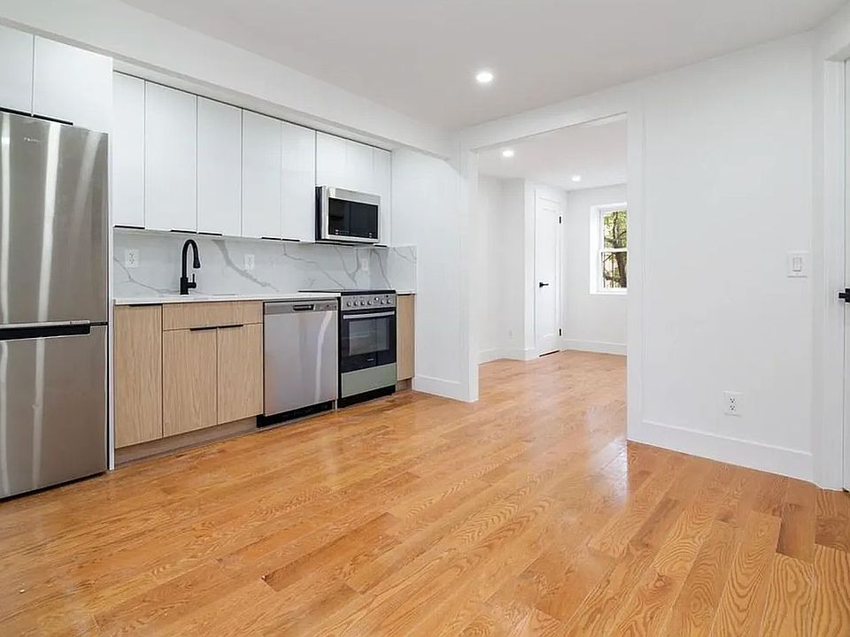 1st image of 32 Avenue A #C