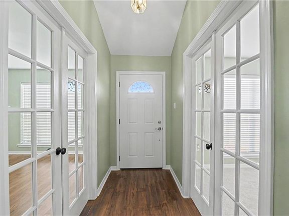 3rd image of 161 Penn Mill Lakes Blvd