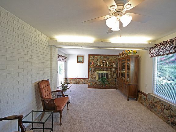 5th image of 1457 Fairfield Dr