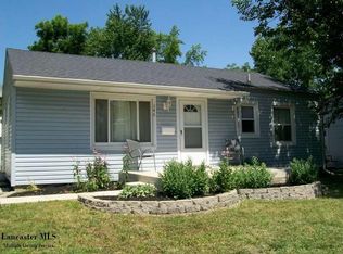 346 Danhurst Rd, Columbus, OH 43228