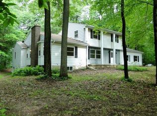 1401 Indian Rd, Lapeer, MI 48446