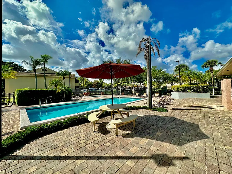 640 Cypress Club Way #G — Photo 14