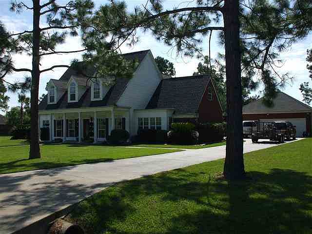 1st image of 110 Sunset Dr