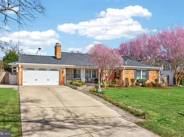 5019 Wyandot Ct, Bethesda, MD 20816