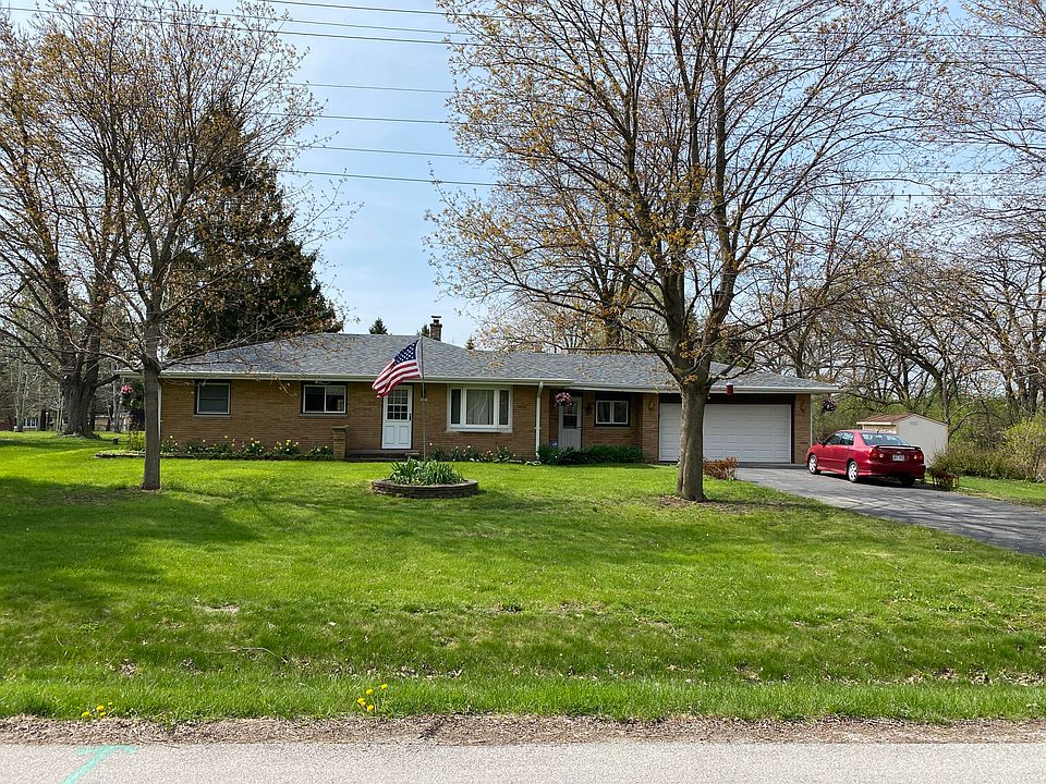 1st image of 9957 W Margaret Ln