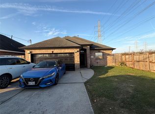 1005 9th St, Galena Park, TX 77547