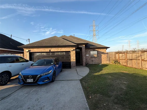 1005 9th St, Galena Park, TX 77547