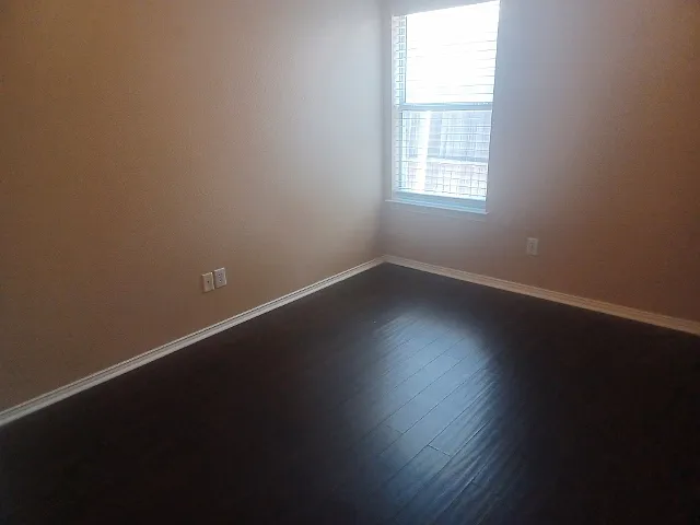 5721 Swords Dr — Photo 12