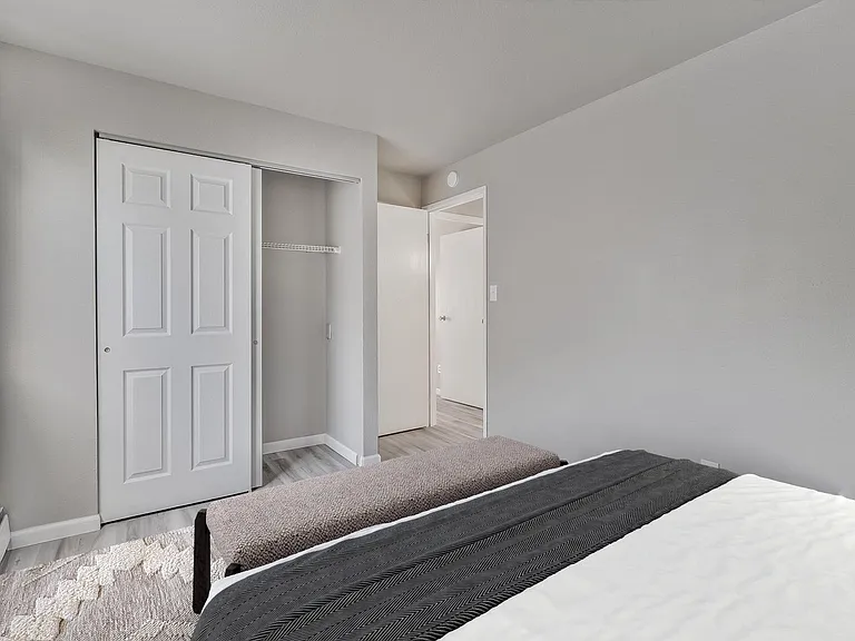 335-339 407 Southtowne Dr — Photo 53