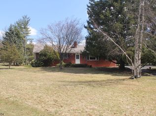 422 Foothill Rd, Bridgewater, NJ 08807