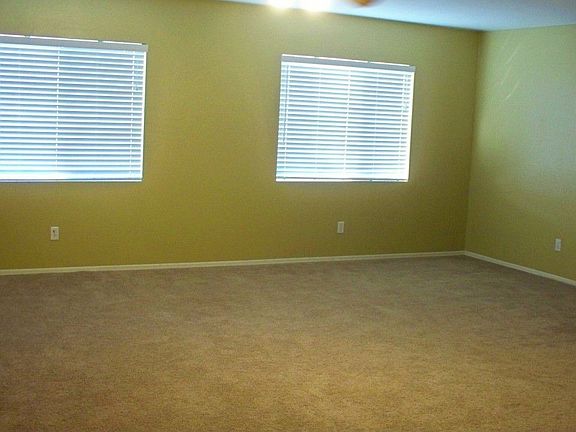5th image of 12513 W Sierra St