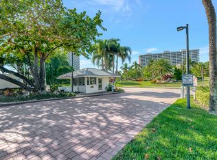 4201 N Ocean Blvd APT 302, Boca Raton, FL 33431