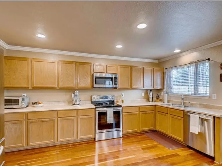 5826 Armstrong Wl — Photo 8