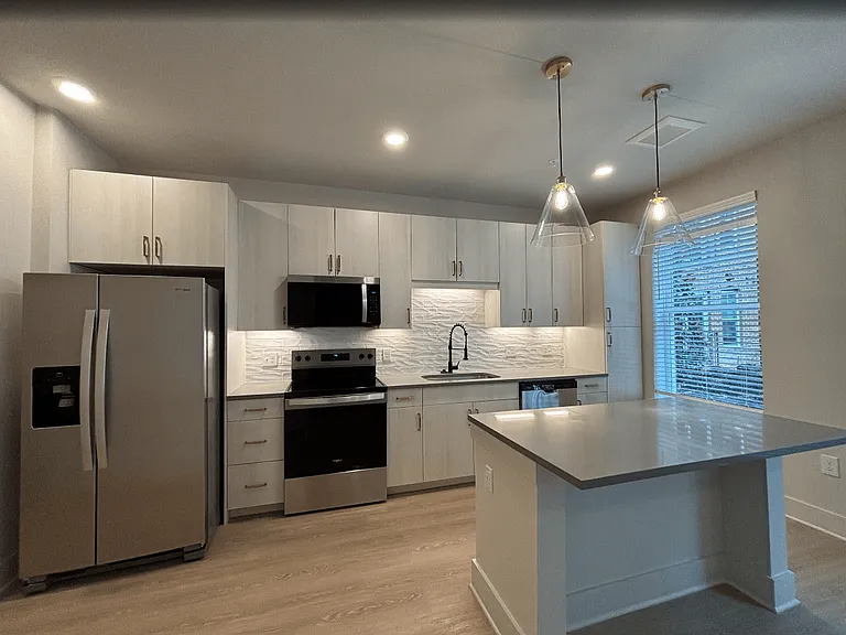 District on the Etowah Apartments — Photo 50