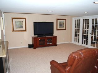 2122 Dartmouth Gate Ct, Ballwin, MO
