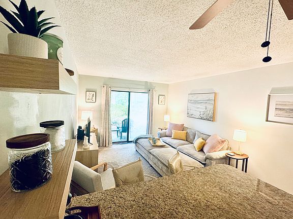 3rd image of 34 S Forest Beach Dr APT D2