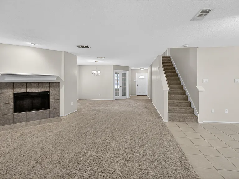 4022 Cedar Elm Ln — Photo 8